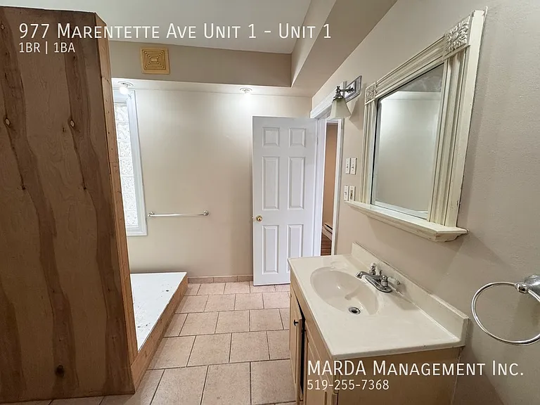 977 Marentette Ave #1 — Photo 25