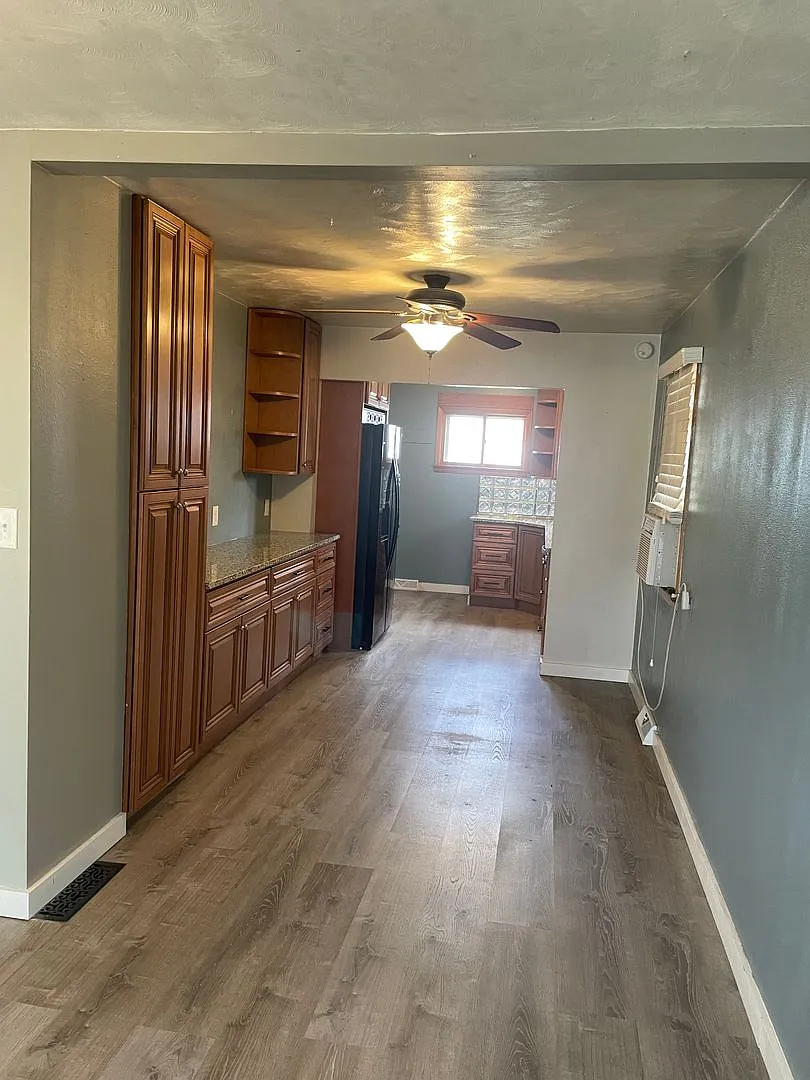 Large Single Family Residence for Rent! — Photo 3