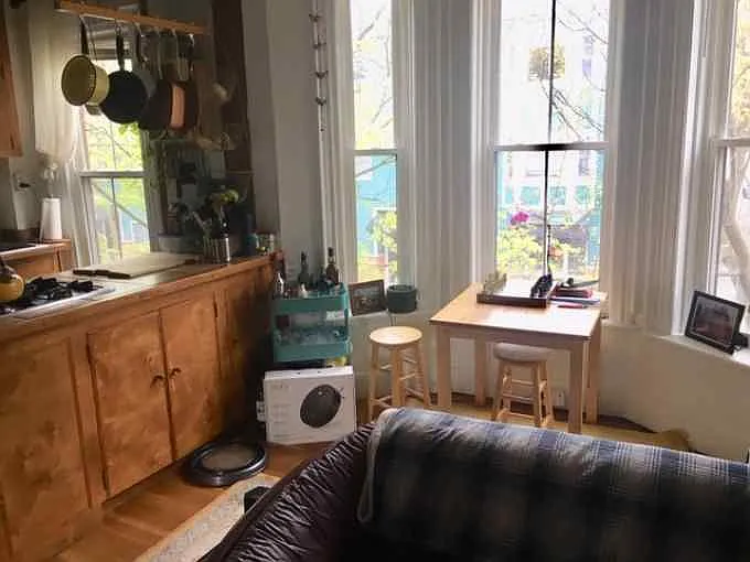 102 Magazine St #1 — Photo 3