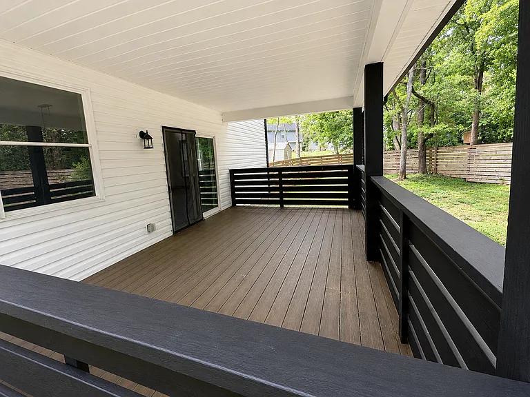 122 N Washington St — Photo 35