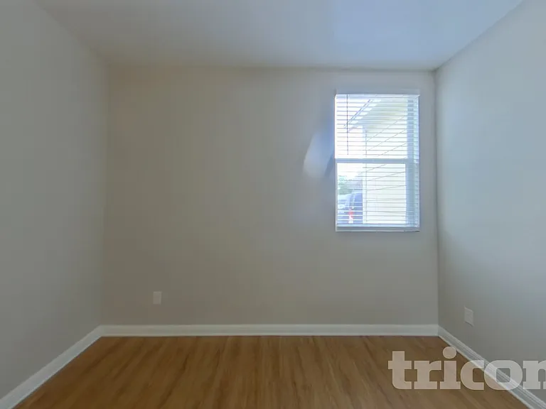 288 Ferrule Dr — Photo 9