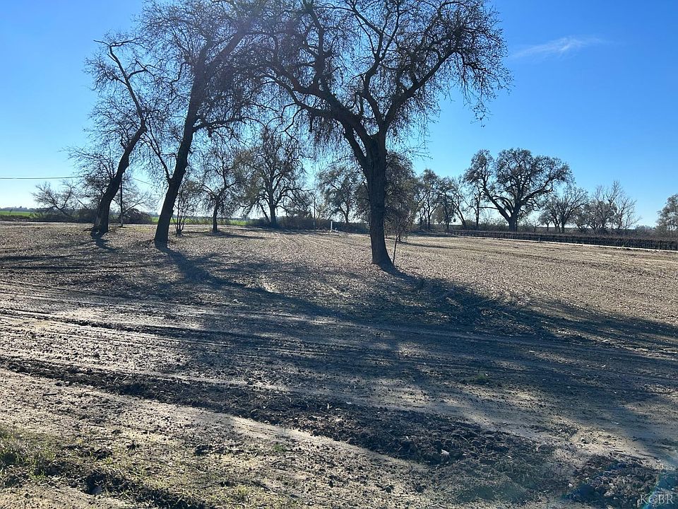 2nd image of 0 Grangeville Blvd