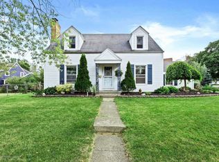 1621 W Shiawassee St, Lansing, MI 48915