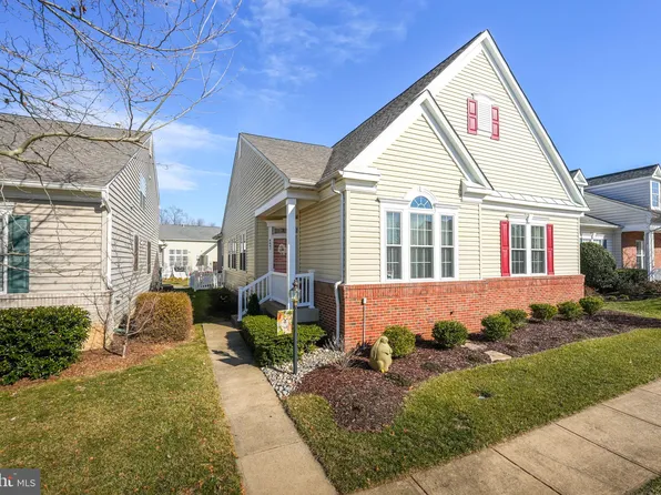 9667 Craighill Dr, Bristow, VA 20136