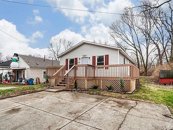 3rd image of 4534 Fairpark Ave