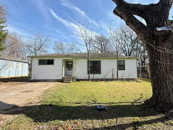 2204 Potter Rd, Seagoville, TX 75159