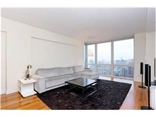 Rented by Douglas Elliman | media 27