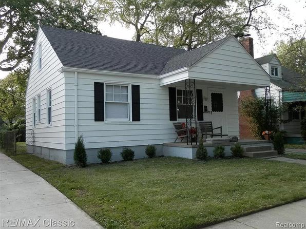 (undisclosed Address)