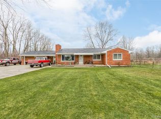 26506 Sibley Rd, Brownstown, MI 48174