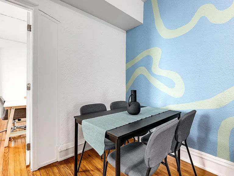 2224 SW 6th St #3 — Photo 8