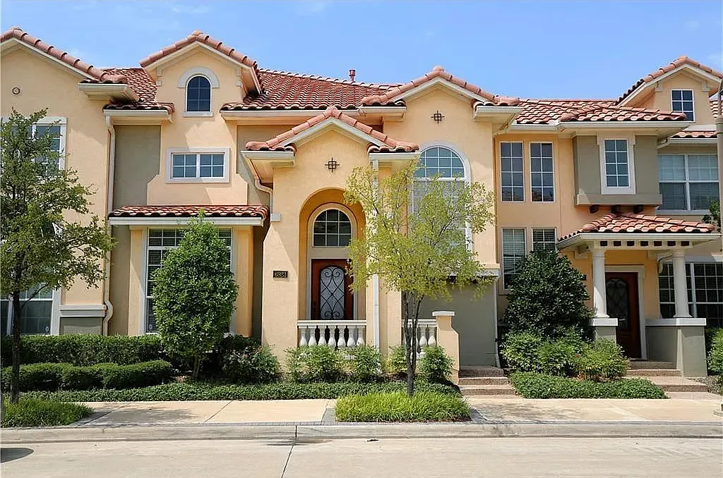 3 bed, 2.5 bath, 2259 sqft, $3,250 — Photo 1