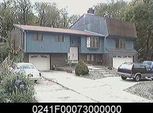 2845 Homestead Duquesne Rd, West Mifflin, PA 15122