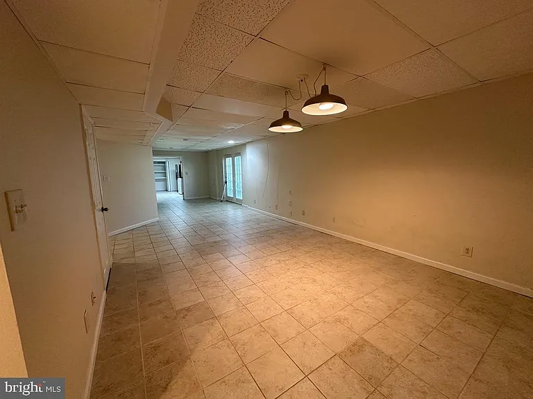 893 Broad Oaks Dr — Photo 15