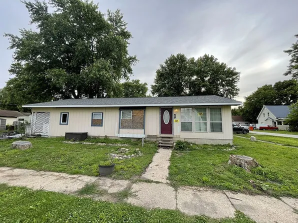 601 Lincoln St, Lerna, IL 62440