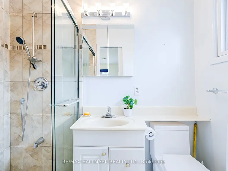 34 Harringay Cres — Photo 29