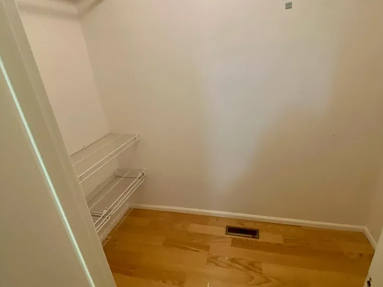 Main bedroom walk-in closet