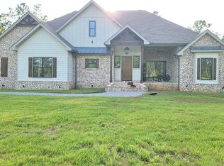 163 Homestead Rd, Lucedale, MS 39452