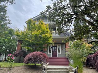 129 N 59th St, Seattle, WA 98103