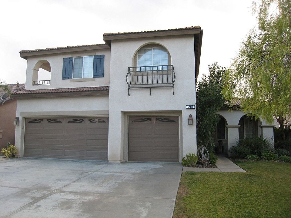 COMPLIMENTS OF PARK PLACE REAL ESTATE