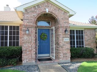 3213 Granada Dr, Mesquite, TX 75181
