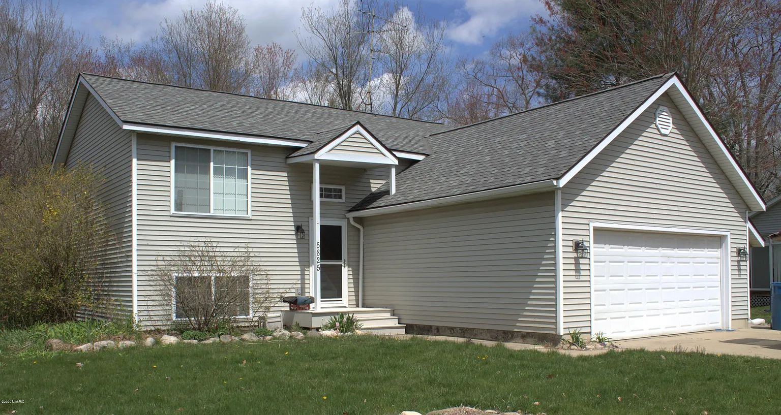 5825 Ell Ct photo 1