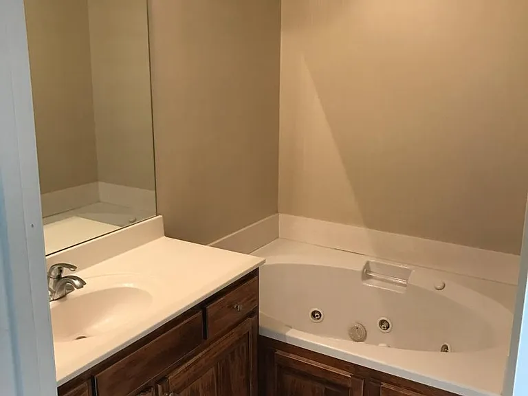1505 Bentgrass Ln #5 — Photo 3