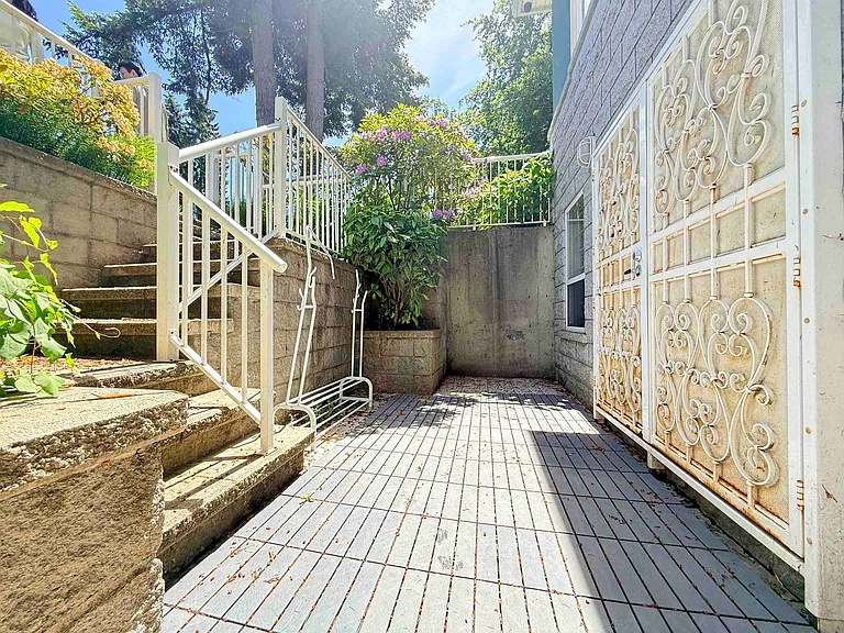 1899 W 47th Ave #BASEMENT — Photo 11