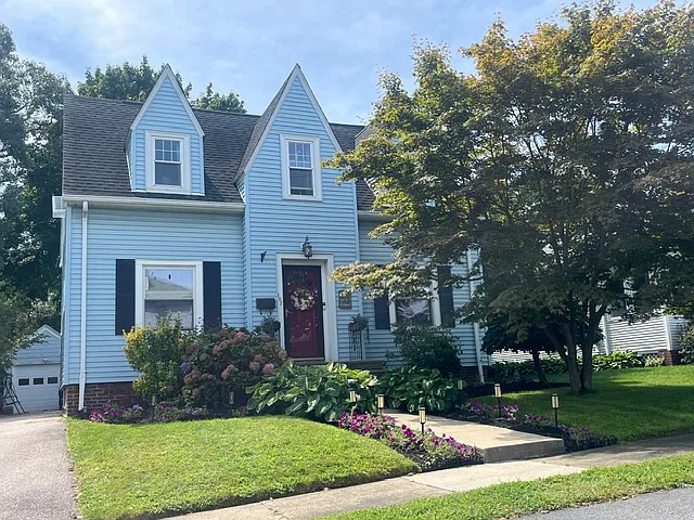 107 Brandon Rd