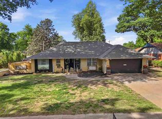 2416 Bluebird Ln, Ponca City, OK 74604