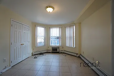 Rented by Rennit Inc.