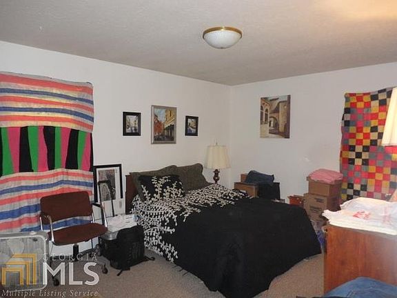 4th image of 5143 Presley Dr