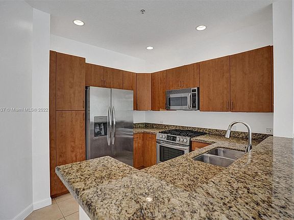 5th image of 2925 NW 126th Ave #1-321