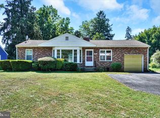 1020 Southern Rd, York, PA 17403