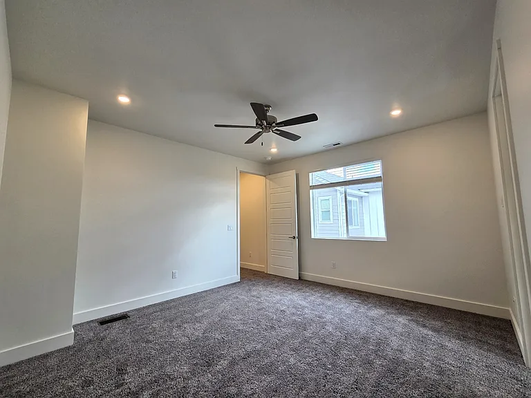 4819 Harvest Pkwy — Photo 17