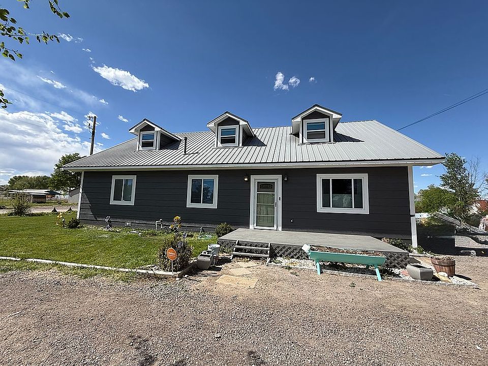1st image of 455 Hickory St