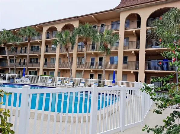 2525 W Bay Dr APT A35, Belleair Bluffs, FL 33770