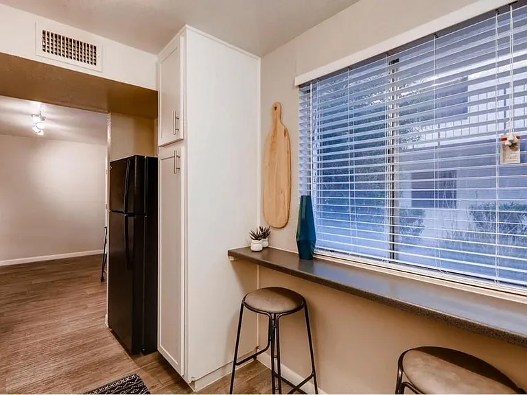 The Glen at Old Town apartments community photo