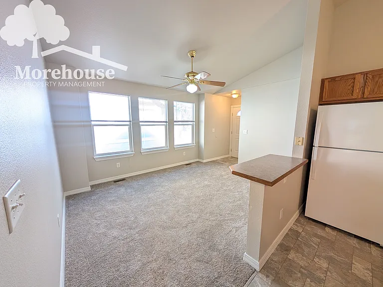 255 Delaware Ave — Photo 6
