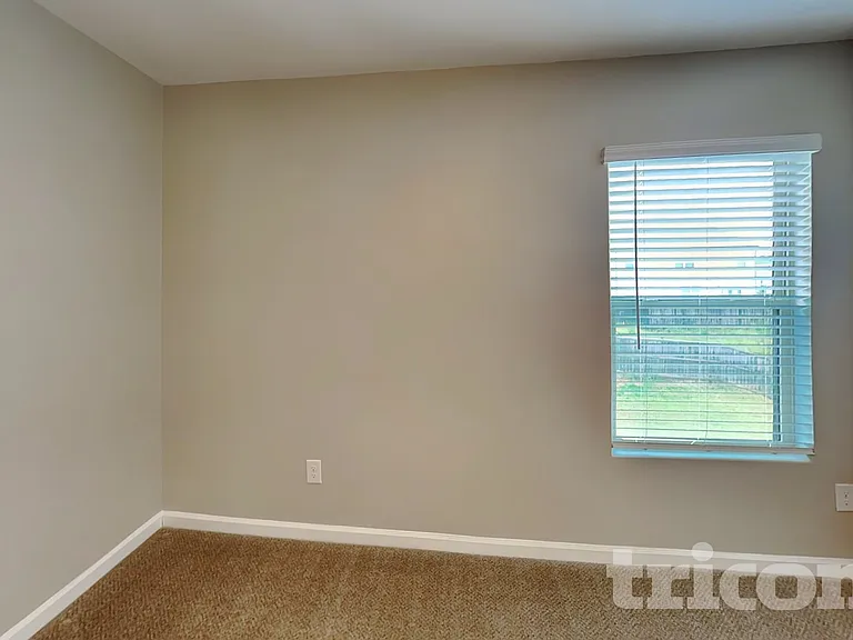 99 Yonah Way — Photo 10