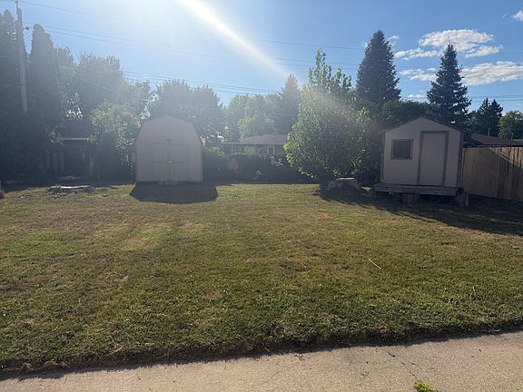 2nd image of 2905 11th St S