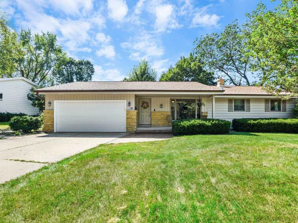 18 Walker Dr, Madison, WI 53714