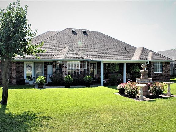 4th image of 129 Chrissa Dr
