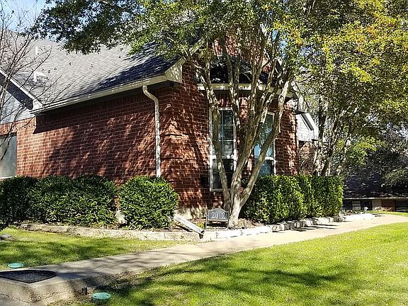 4th image of 2002 N Arbor Rose Dr