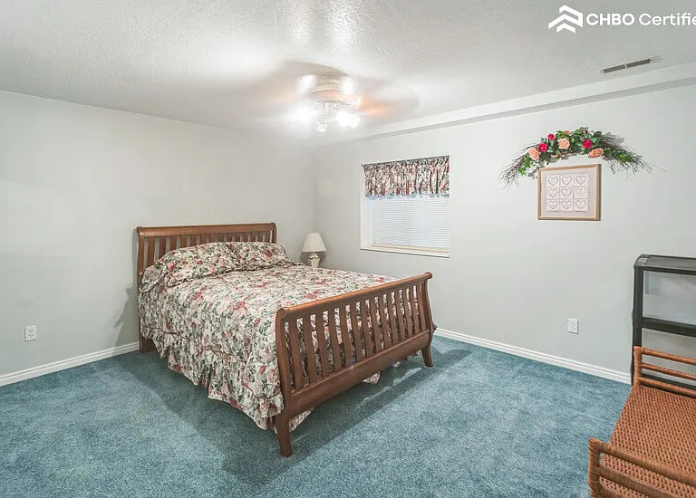 527 S Fort Dr — Photo 18