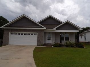 132 Longleaf Ln, Enterprise, AL 36330