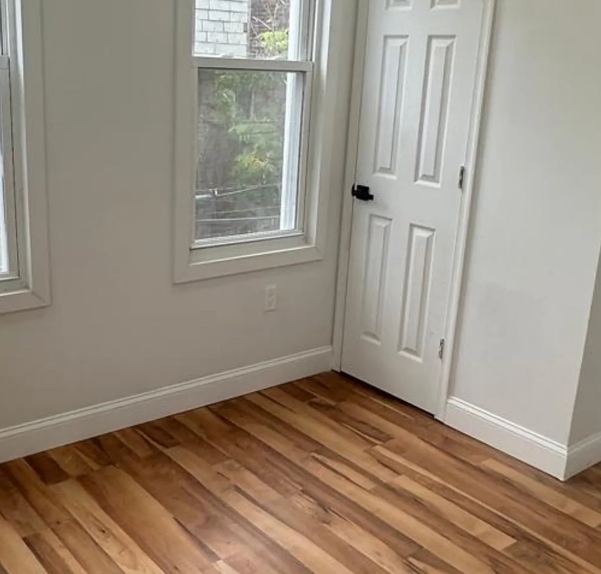 3 bed, 1.5 bath, 1140 sqft, $1,500 — Photo 4