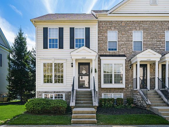 2nd image of 5567 Crystal Falls St