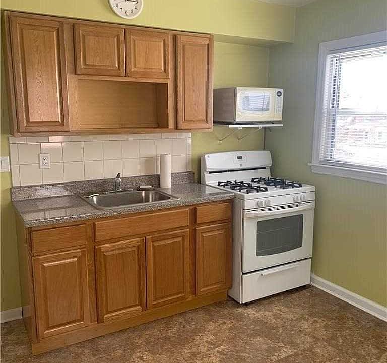 1st image of 218-11 94th Ave #2