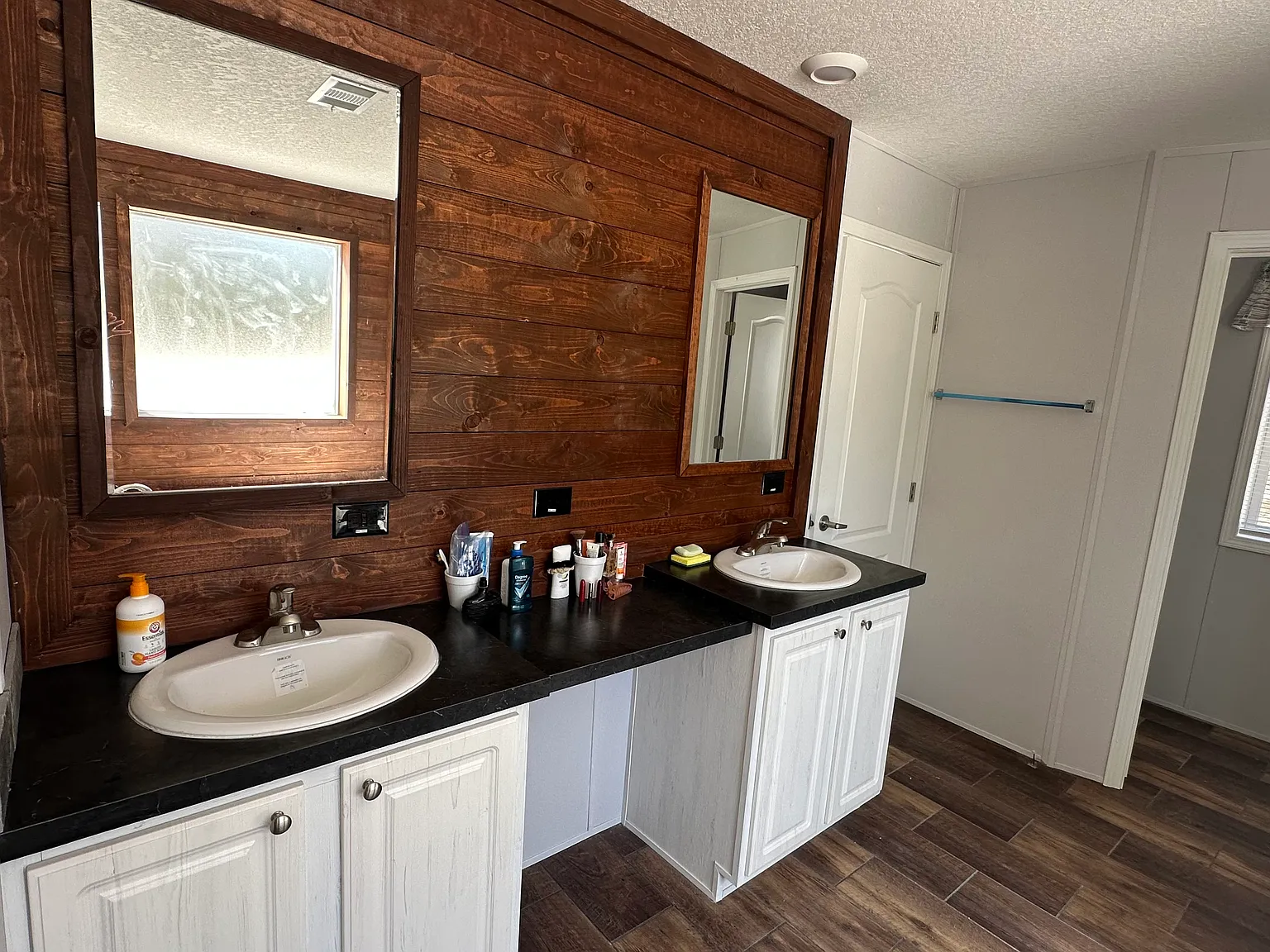 4 bed, 1700 sqft, $2,500 — Photo 4