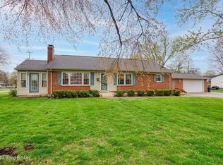 4254 Westport Ter, Woodlawn Park, KY 40207